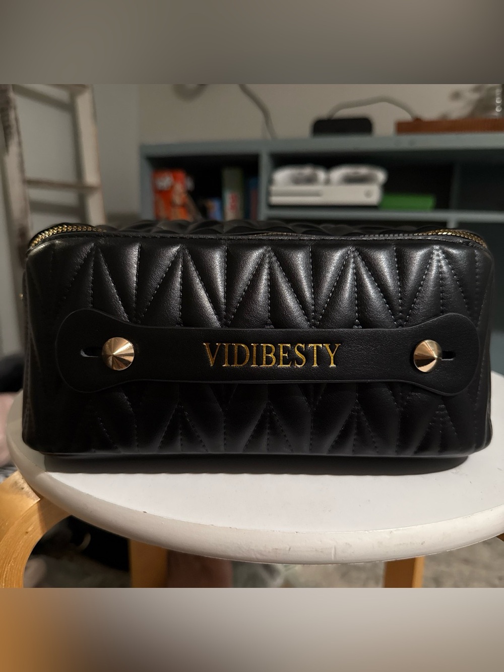 Travel makeup bag